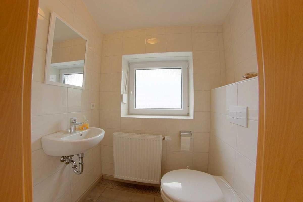 Ferienhaus Lanah Wurster Nordseekuste Экстерьер фото